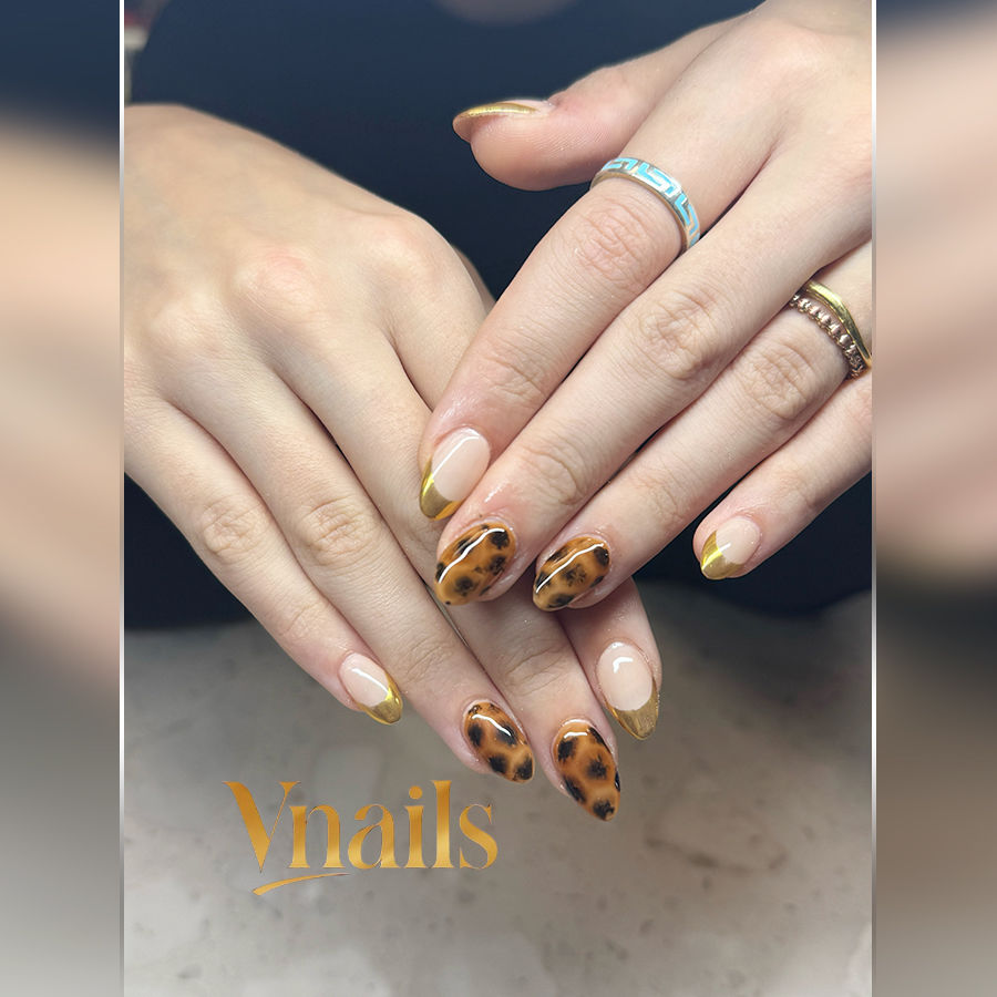 V Nails Collections